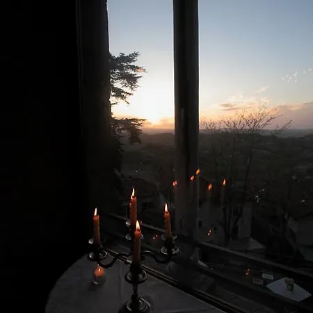 فندق Castello Di Trisobbio