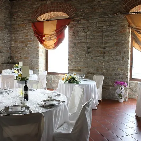 Castello Di Trisobbio Hotel