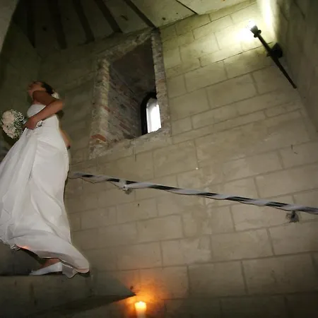 מלון Castello Di Trisobbio