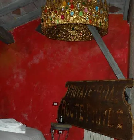 מלון Castello Di Trisobbio *