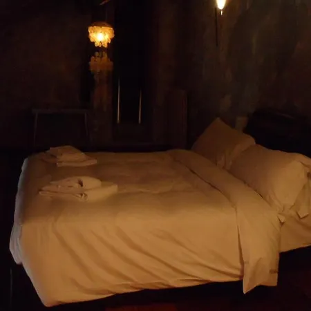 Castello Di Trisobbio Hotel