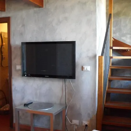 فندق Castello Di Trisobbio *