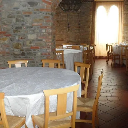 Castello Di Trisobbio ホテル *