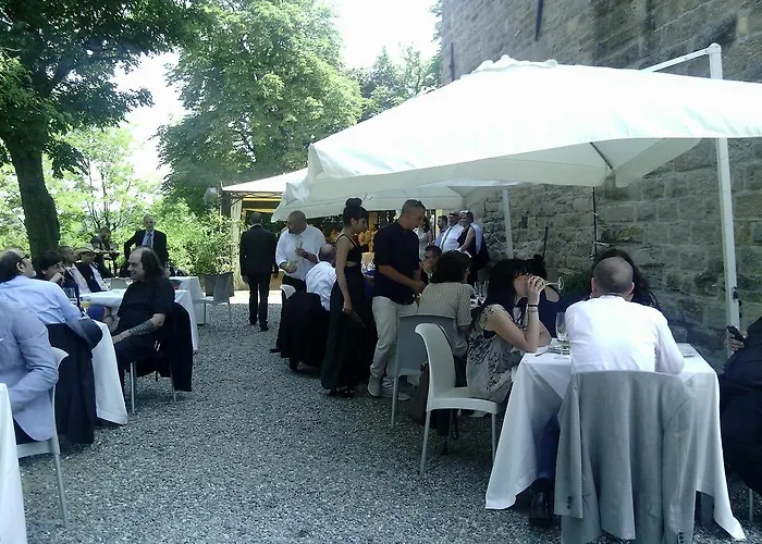 Castello Di Hotel
