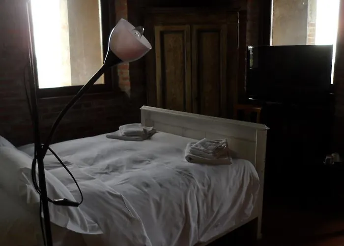 Otel Castello Di *