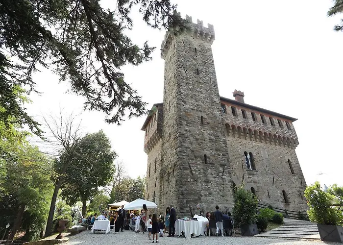 Hotel Castello Di *